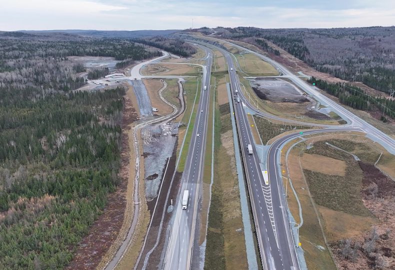Voir le projet Assurance qualité et accompagnement géotechnique – Nouvelle autoroute 85