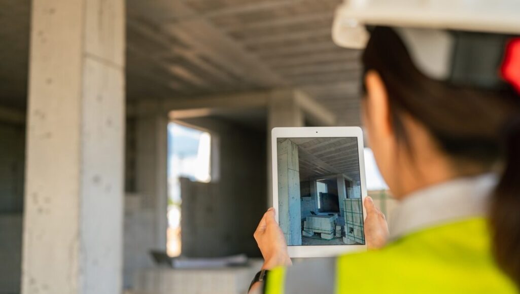 Lire l'article Surveillance des chantiers au Québec : un comité d’experts réuni pour élaborer un guide de bonnes pratiques